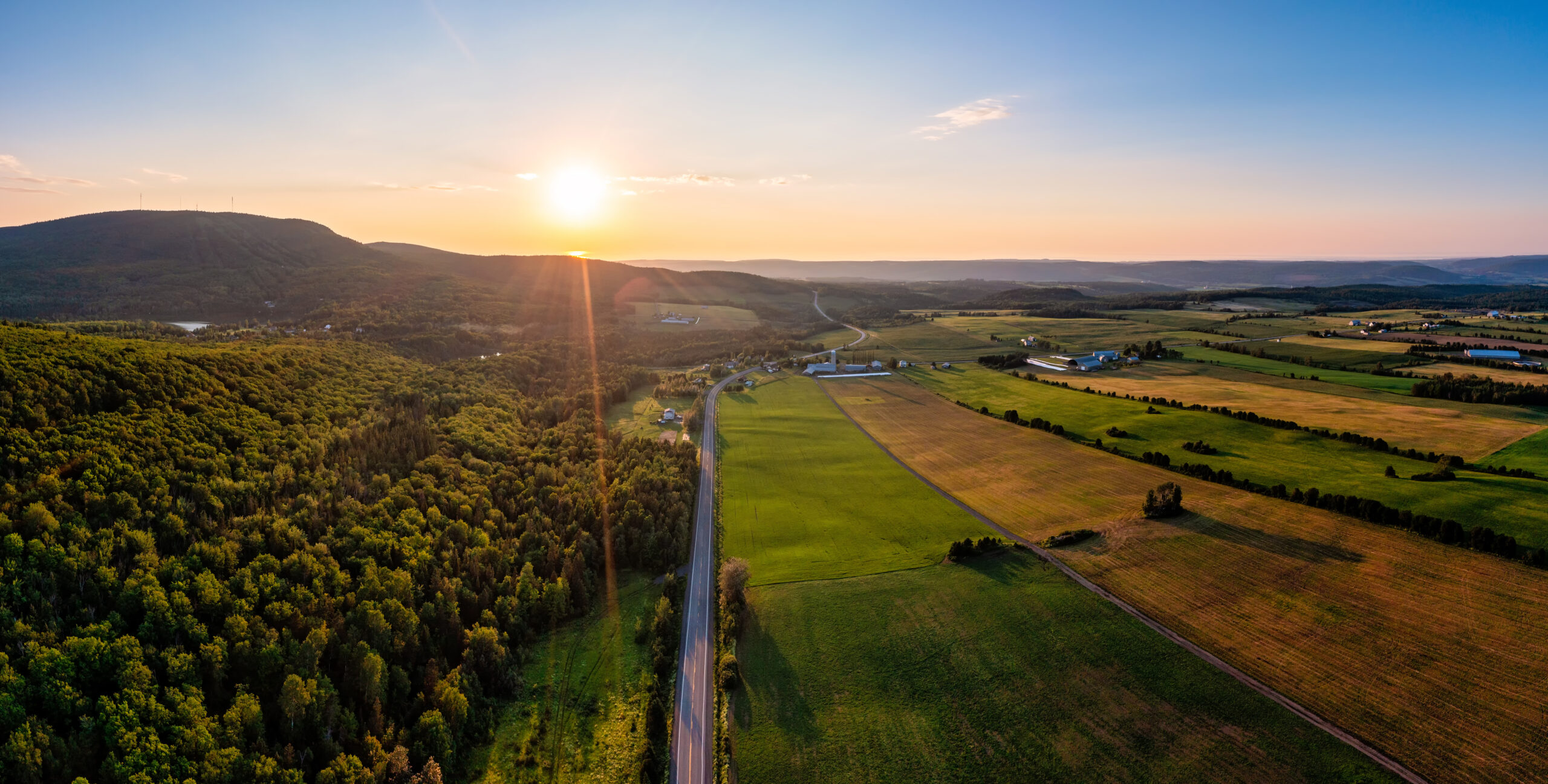 la-route-des-monts-notre-dame-a-st-gabriel-tout-juste-a-la-limite-de-st-donat